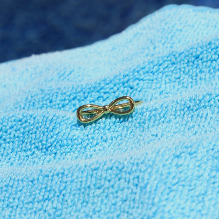 The Sweetheart Bow Ring