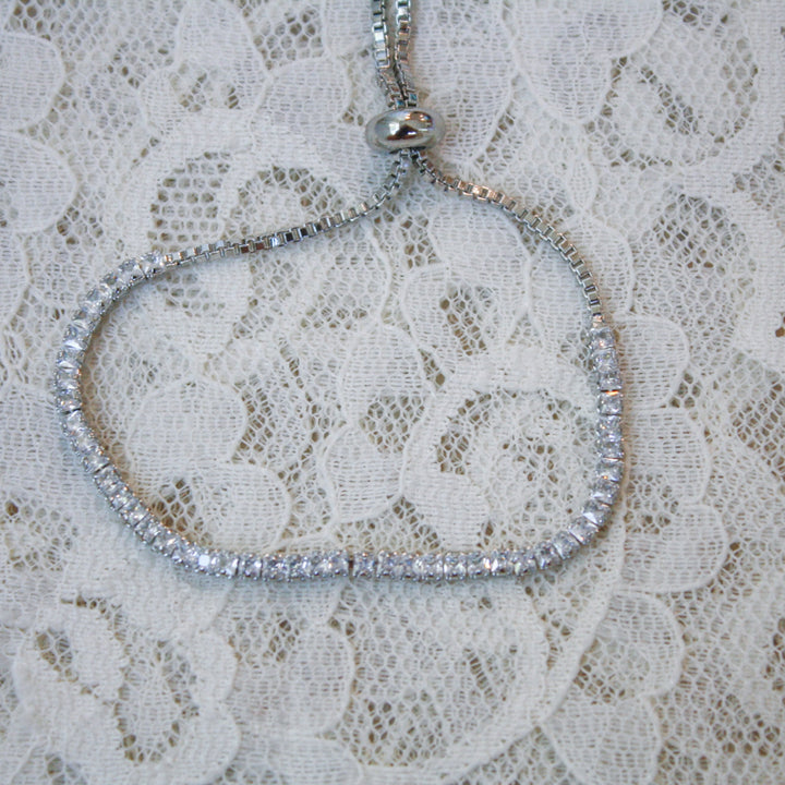 Mrs. Moment Bracelet (Silver)